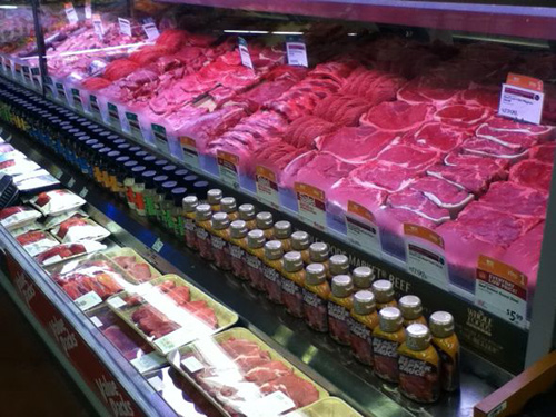 加工肉制品市场遇冷 原因、挑战与行业反思